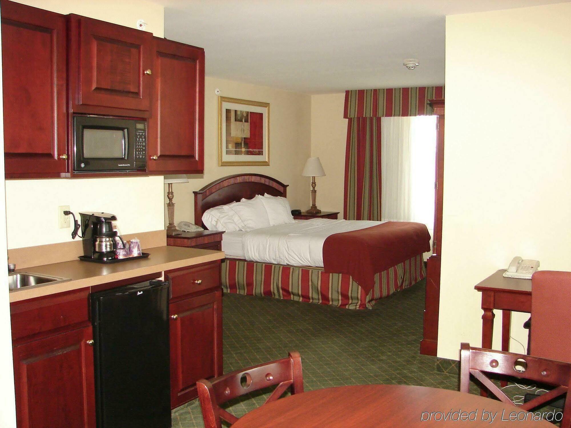 Holiday Inn Express Hotel & Suites Lexington-Downtown University, An Ihg Hotel Zimmer foto